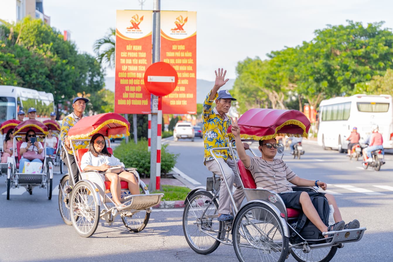 Dịch vụ du lịch